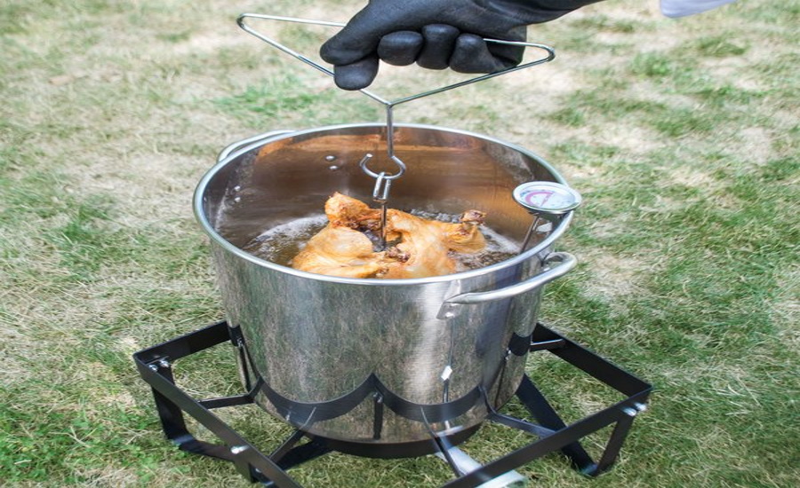 Cooking Thanksgiving Turkey in a Grease Fryer